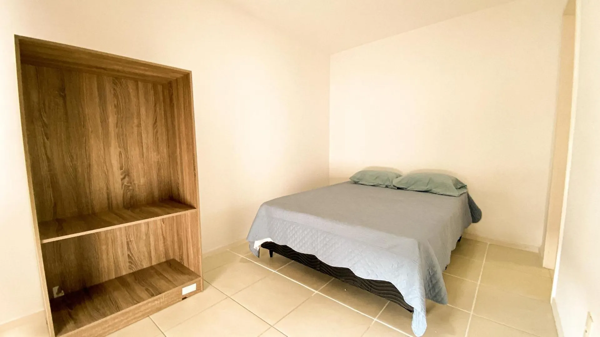 Apartamento De 2 Quartos Em Cabo Frio 0*,  Brazil